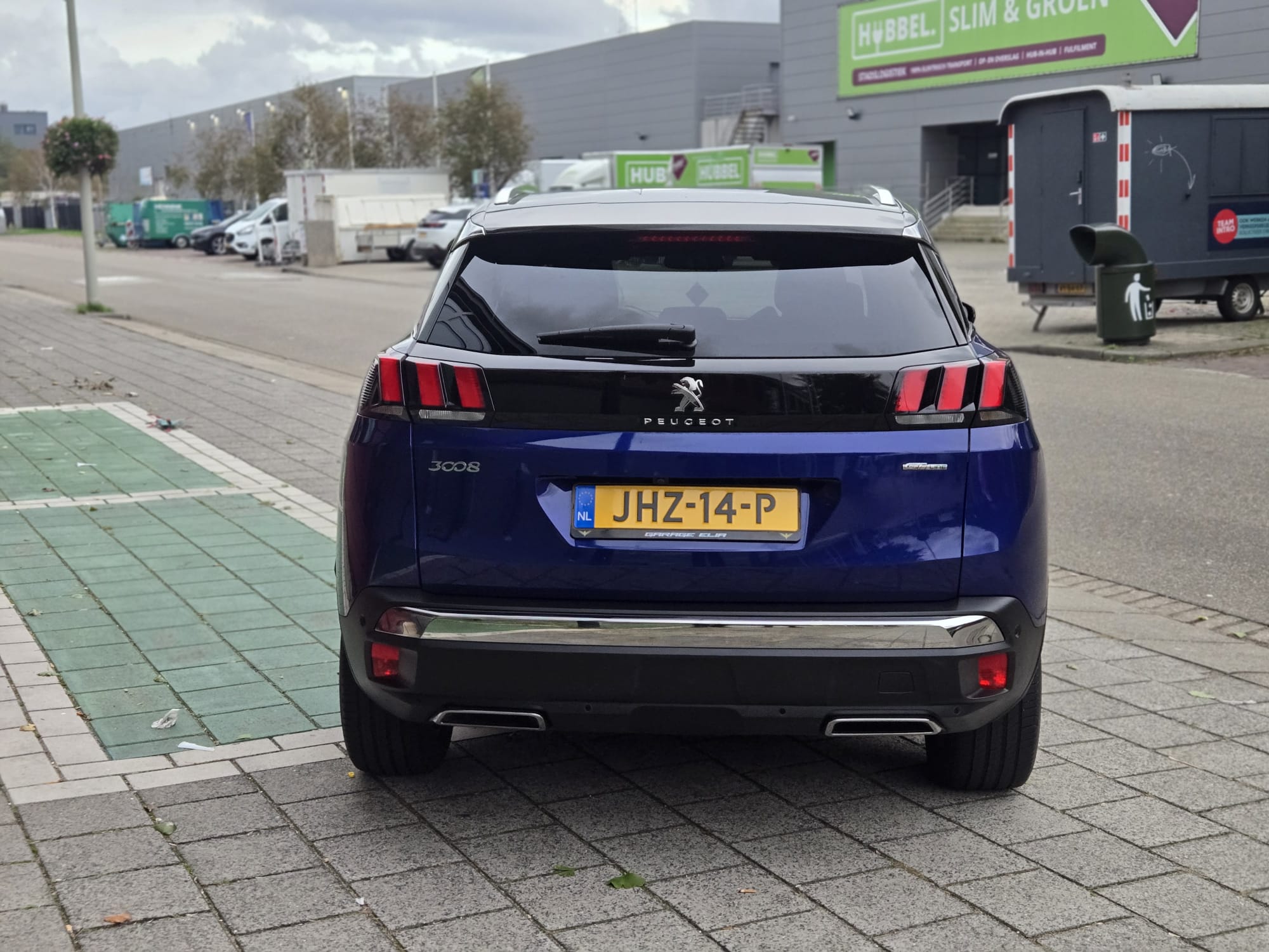 
								Peugeot 3008 GT full									