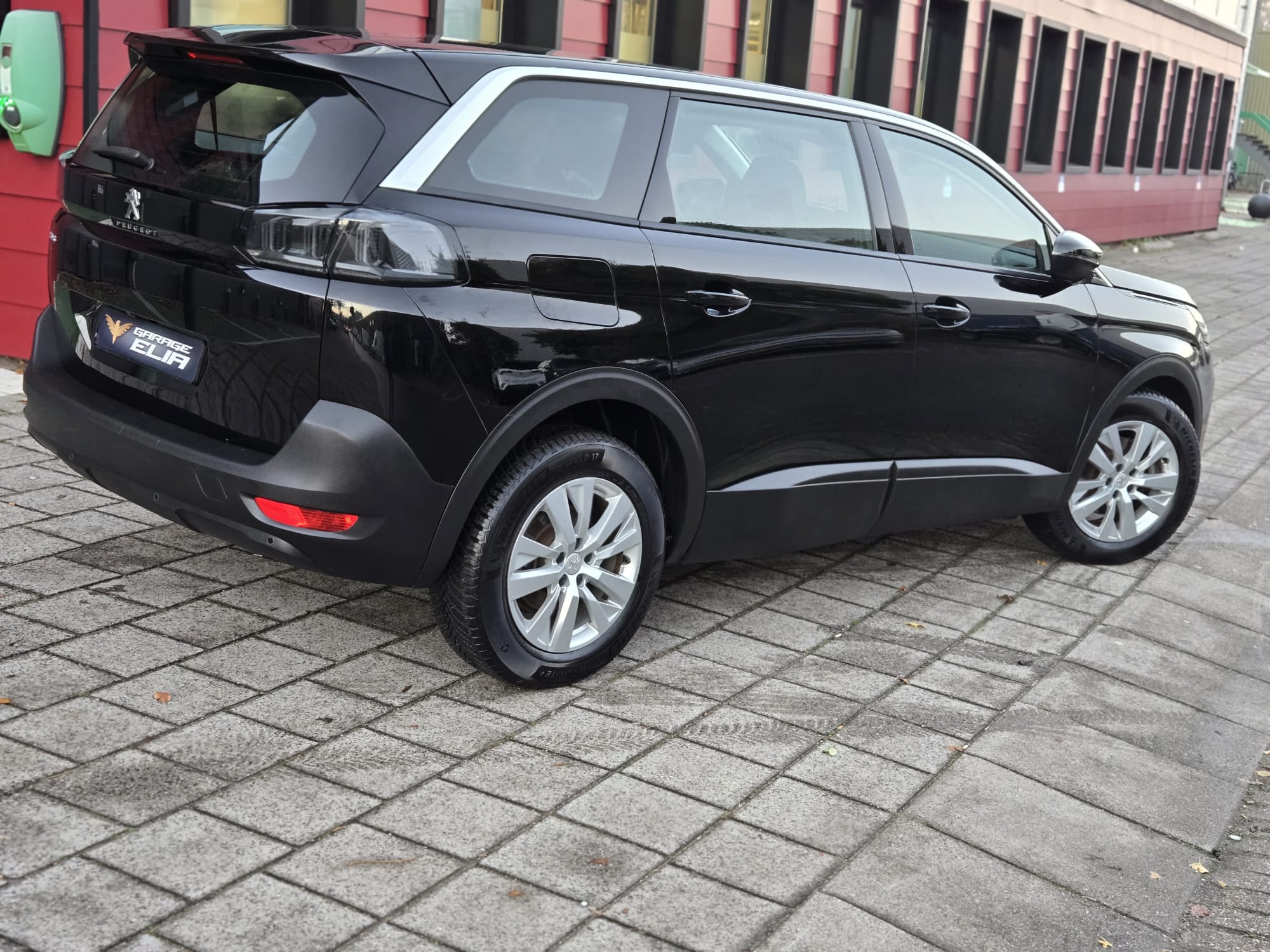 
								Peugeot 5008 7PL Aut. | LED | Navi | Camera | PDC | 6M Garantie full									