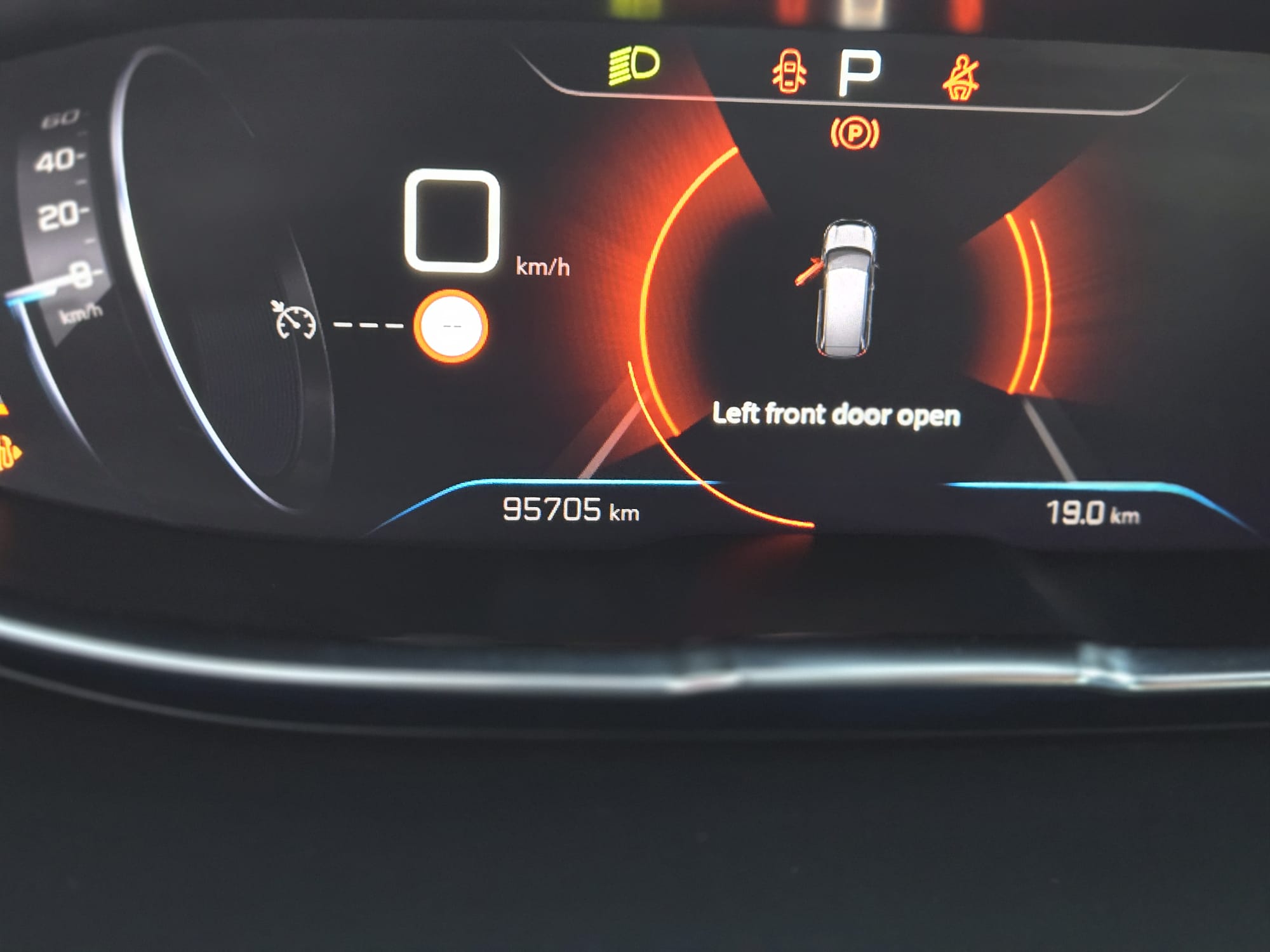 
								Peugeot 5008 7PL Aut. | LED | Navi | Camera | PDC | 6M Garantie full									