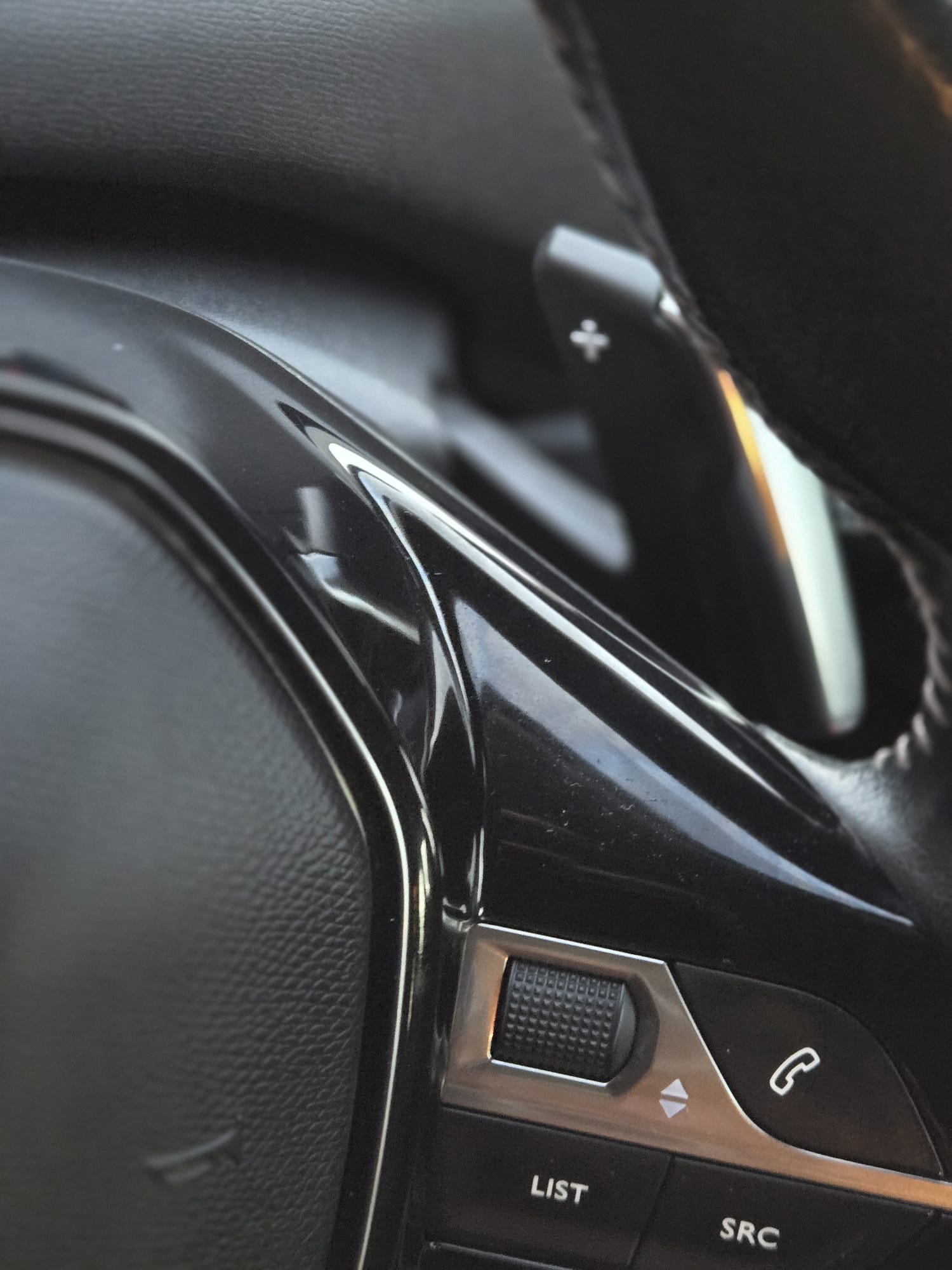 
								Peugeot 5008 7PL Aut. | LED | Navi | Camera | PDC | 6M Garantie full									