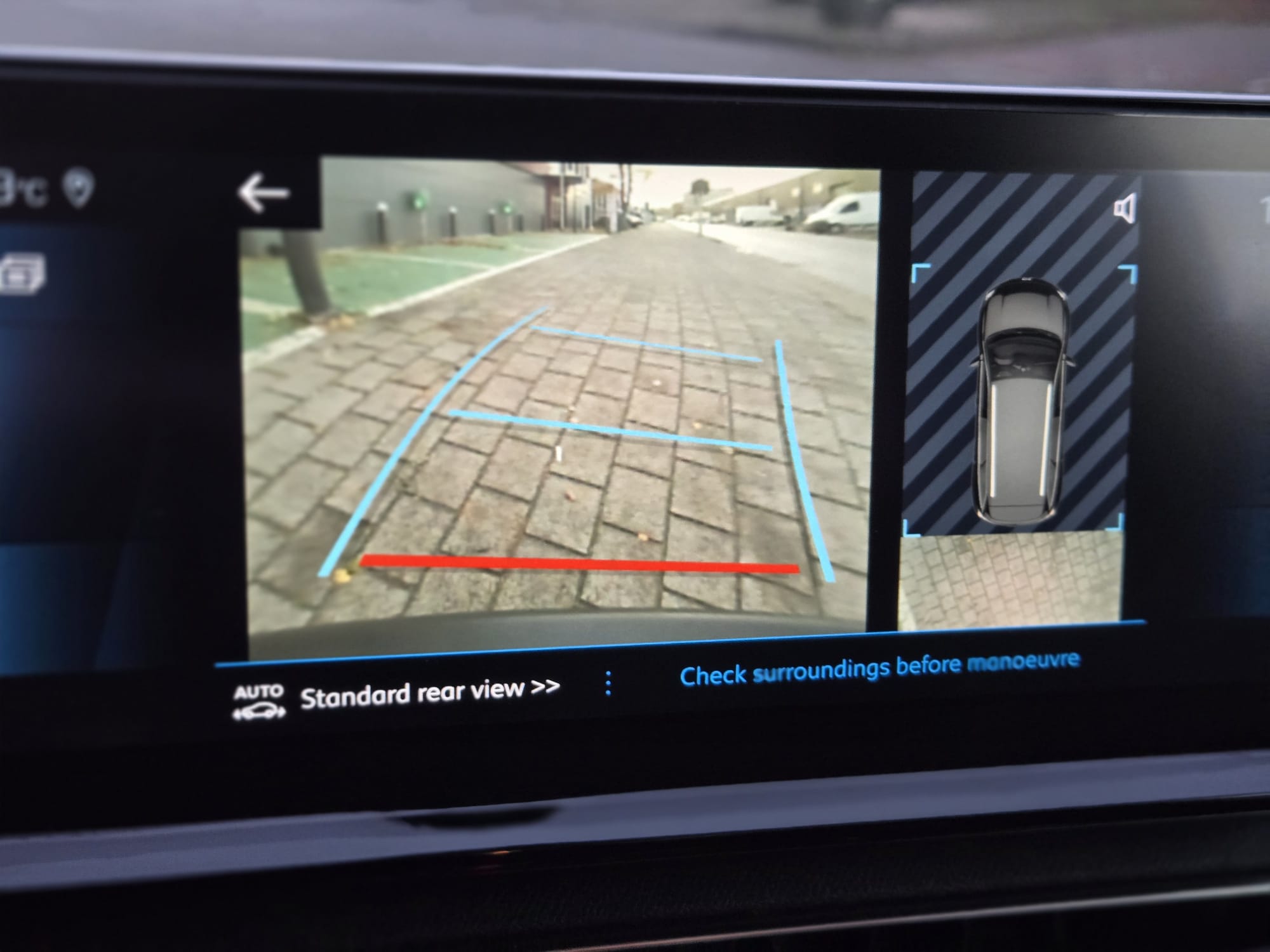 
								Peugeot 5008 7PL Aut. | LED | Navi | Camera | PDC | 6M Garantie full									